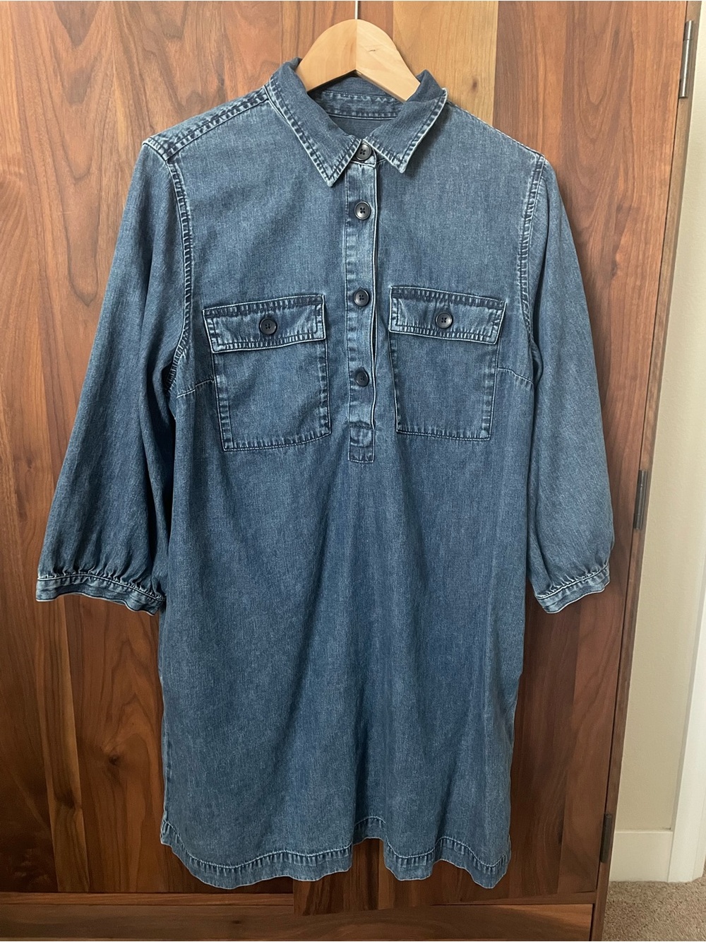 Gap Denim Shirt Dress with Chest Pockets - Blue